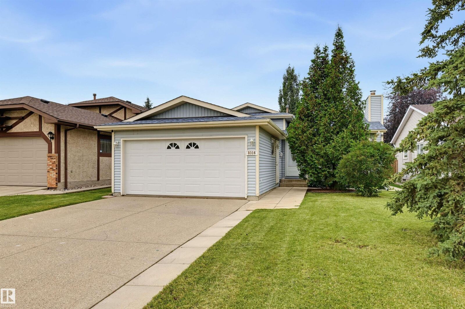Property Photo:  8316 189A Street NW  AB T5T 4Z6 