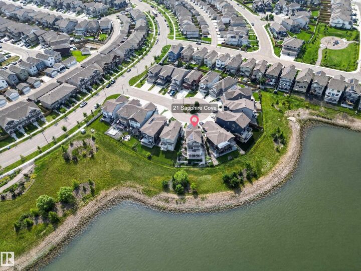 Property Photo: 21 Sapphire Cove AB T8H 1Z8