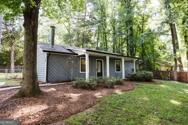 Property Photo: 640 Tallassee GA 30606