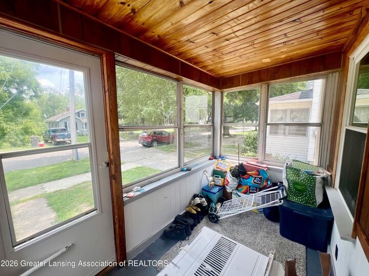 Property Photo:  708 Orange  MI 49202 