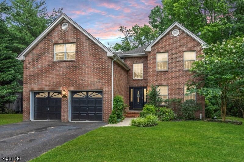 Property Photo:  18 Jacobs Ln  NJ 07076 
