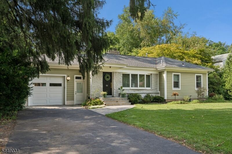 Property Photo:  75 Birchwood Knls  NJ 08648 