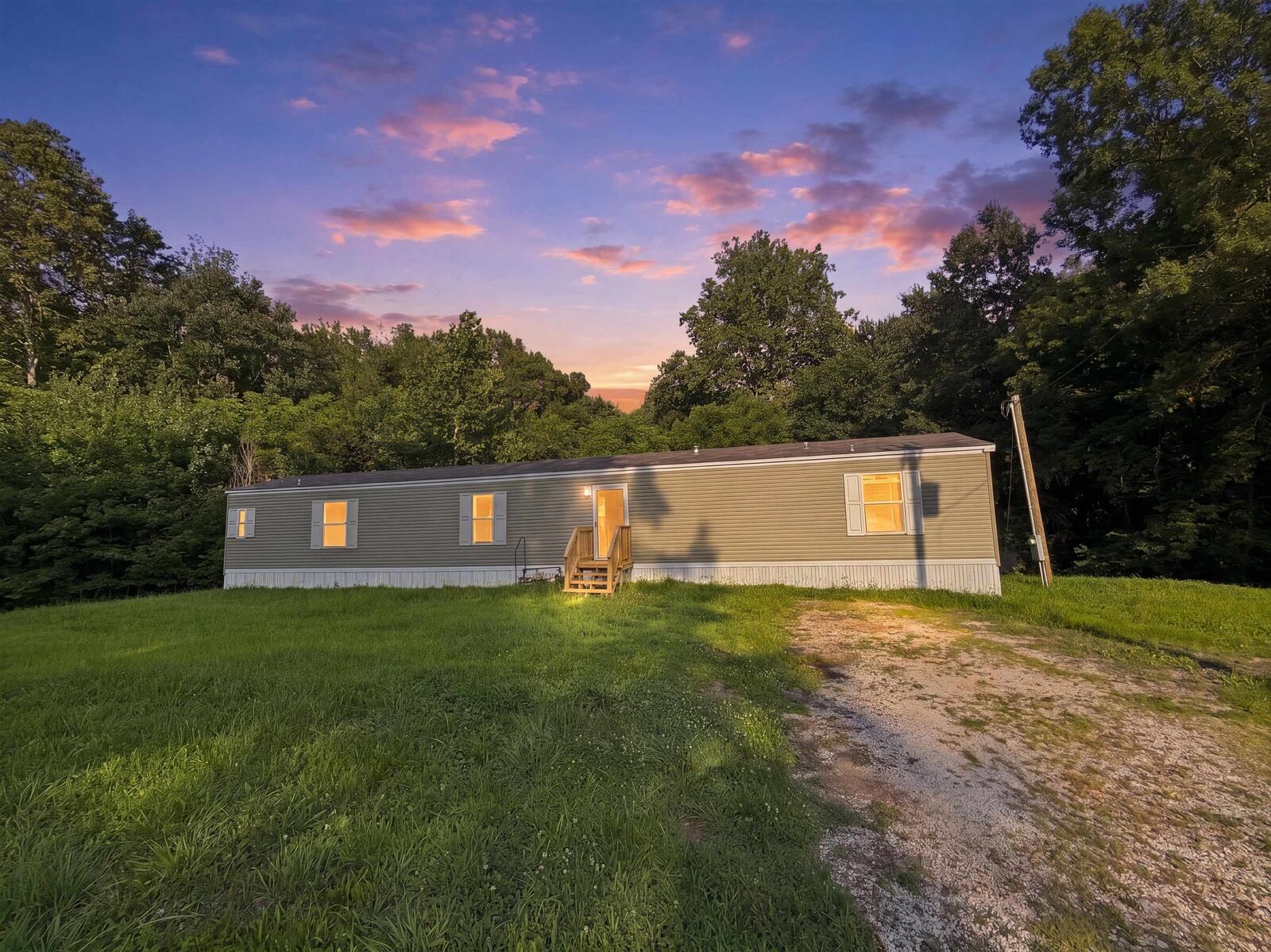 Property Photo: 15389 Hwy 41 A KY 42406