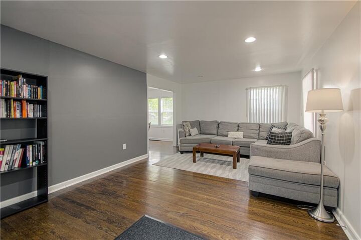 Property Photo:  4910 Paseo Boulevard  MO 64110 