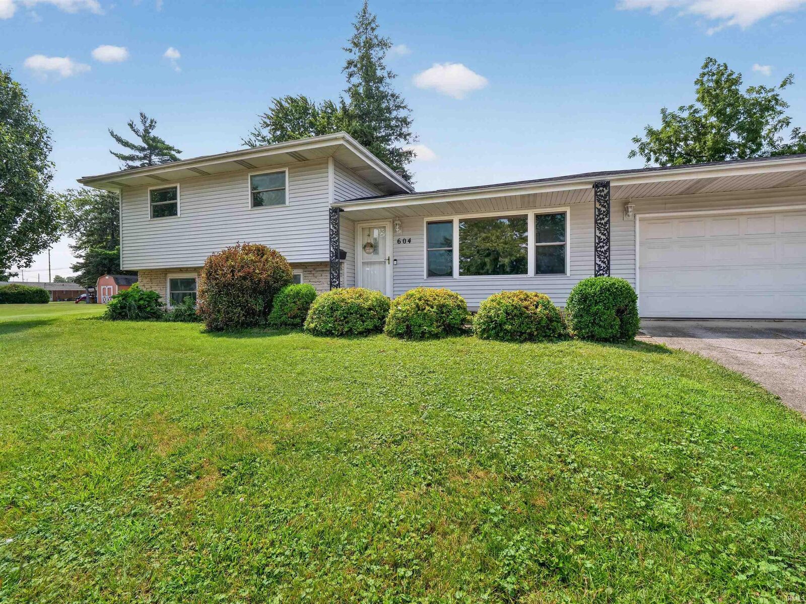 Property Photo:  604 Elm Street  IN 46774 