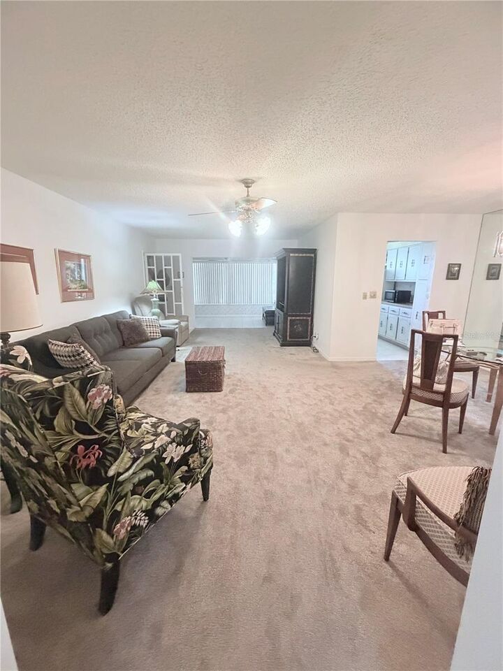 Property Photo: 5301 Lakefront Boulevard C FL 33484