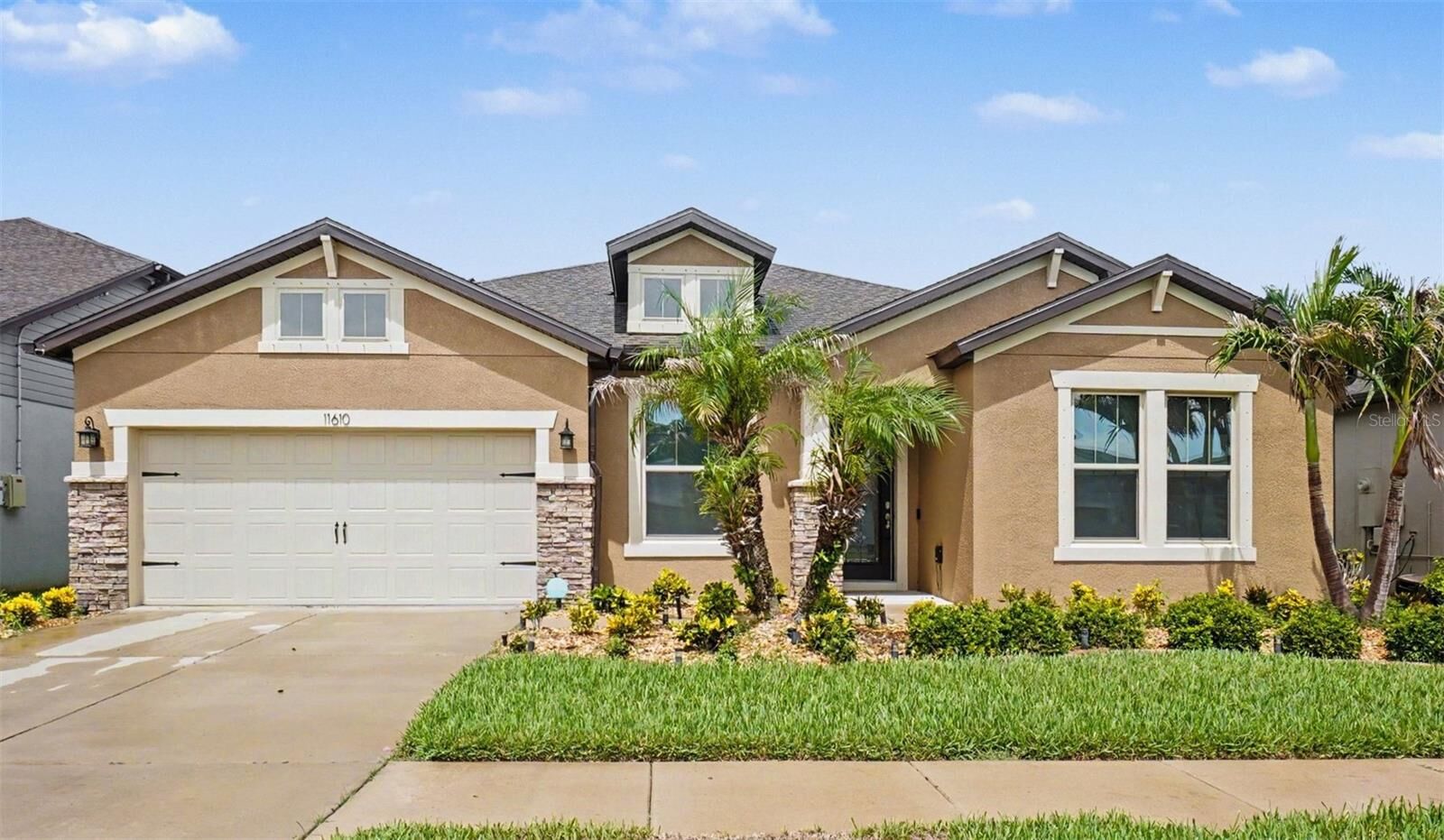 Property Photo: 11610 Dublin Grafton Drive FL 33579