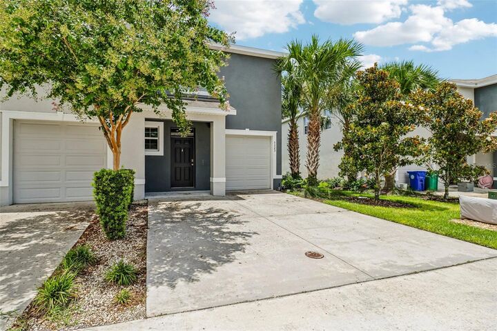 Property Photo: 5323 Loblolly Lane FL 34785
