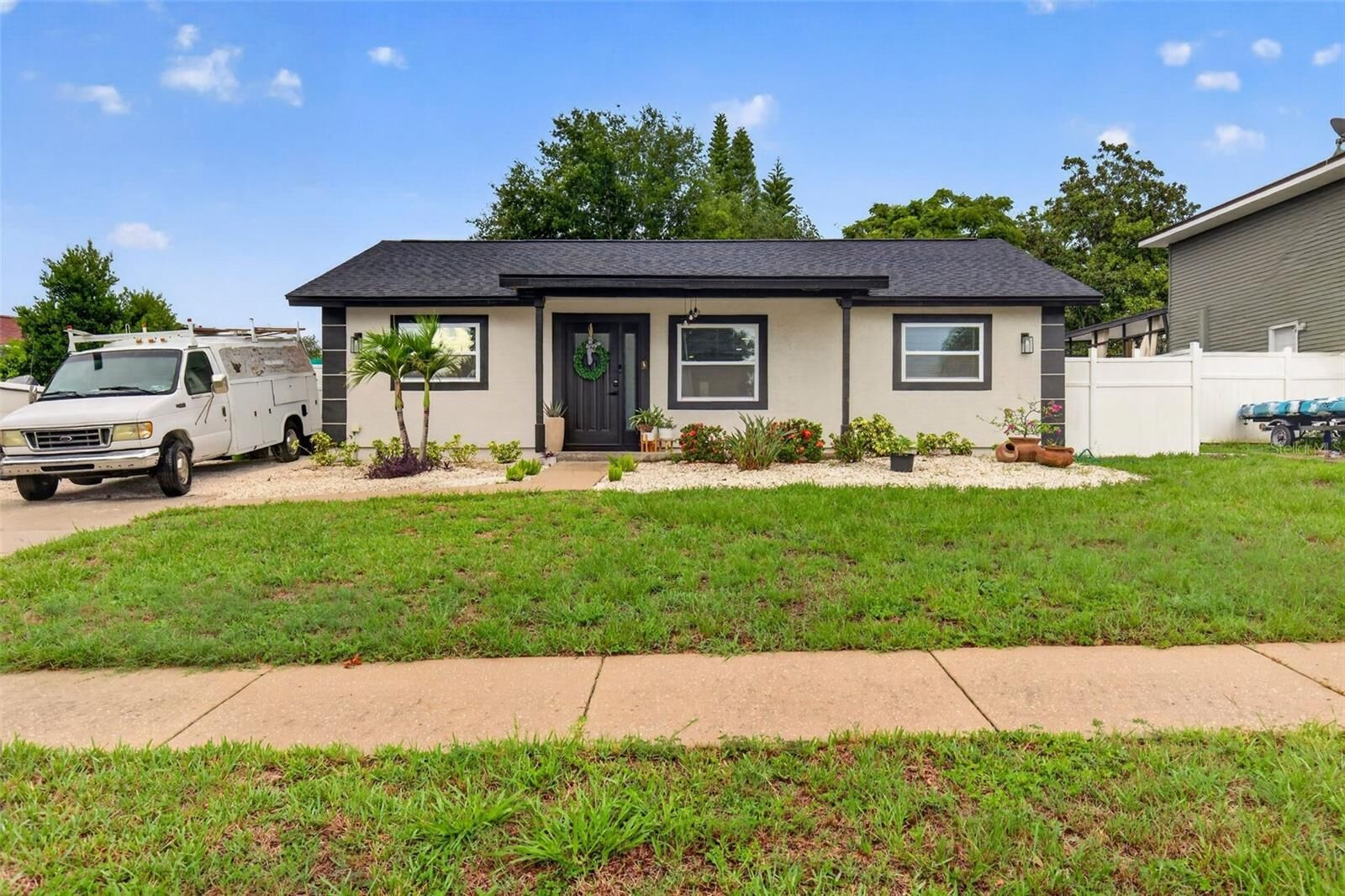 Property Photo: 1435 Burning Tree Road FL 34689