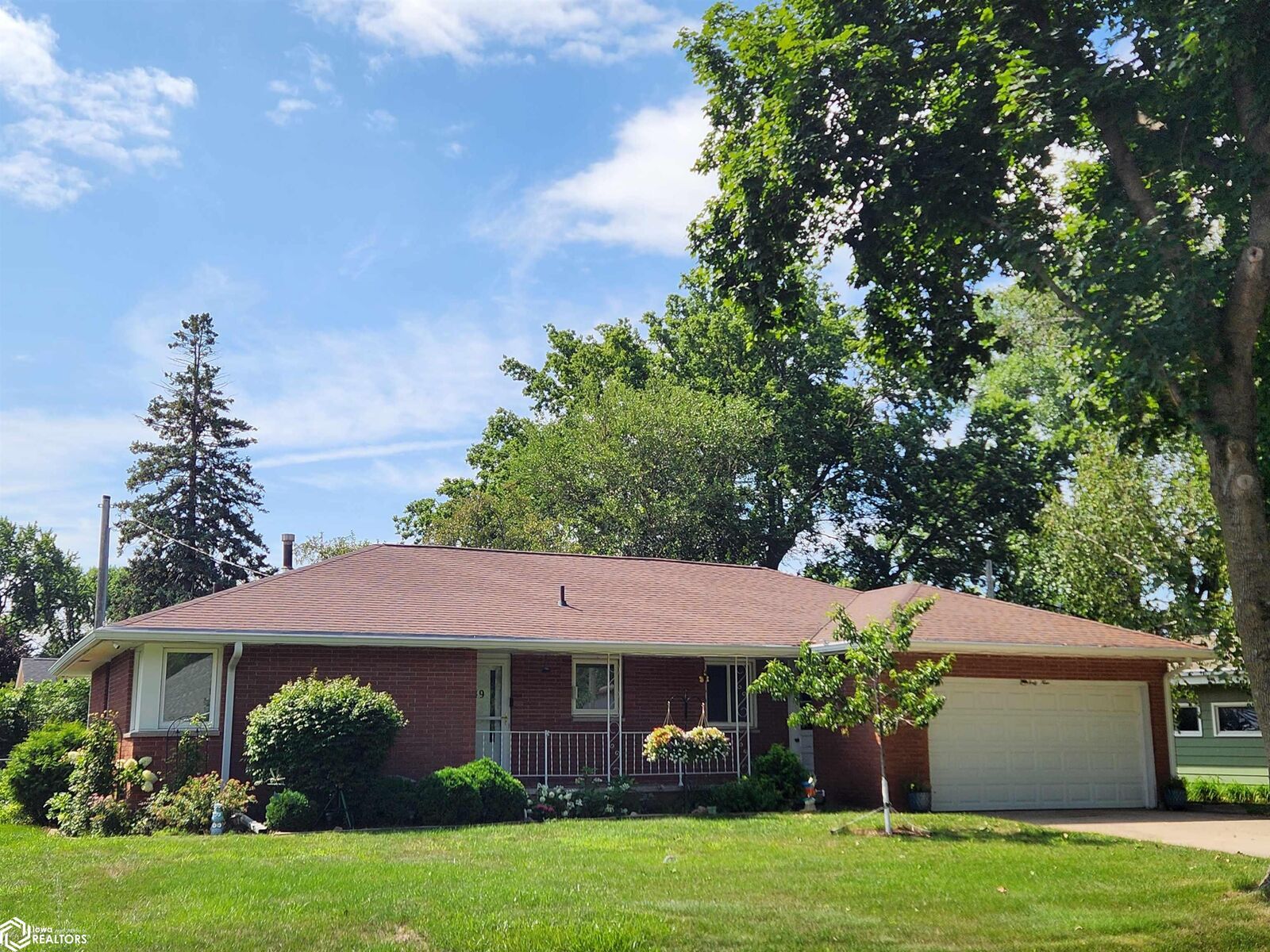 Property Photo:  49 Winnebago Way  IA 50401 