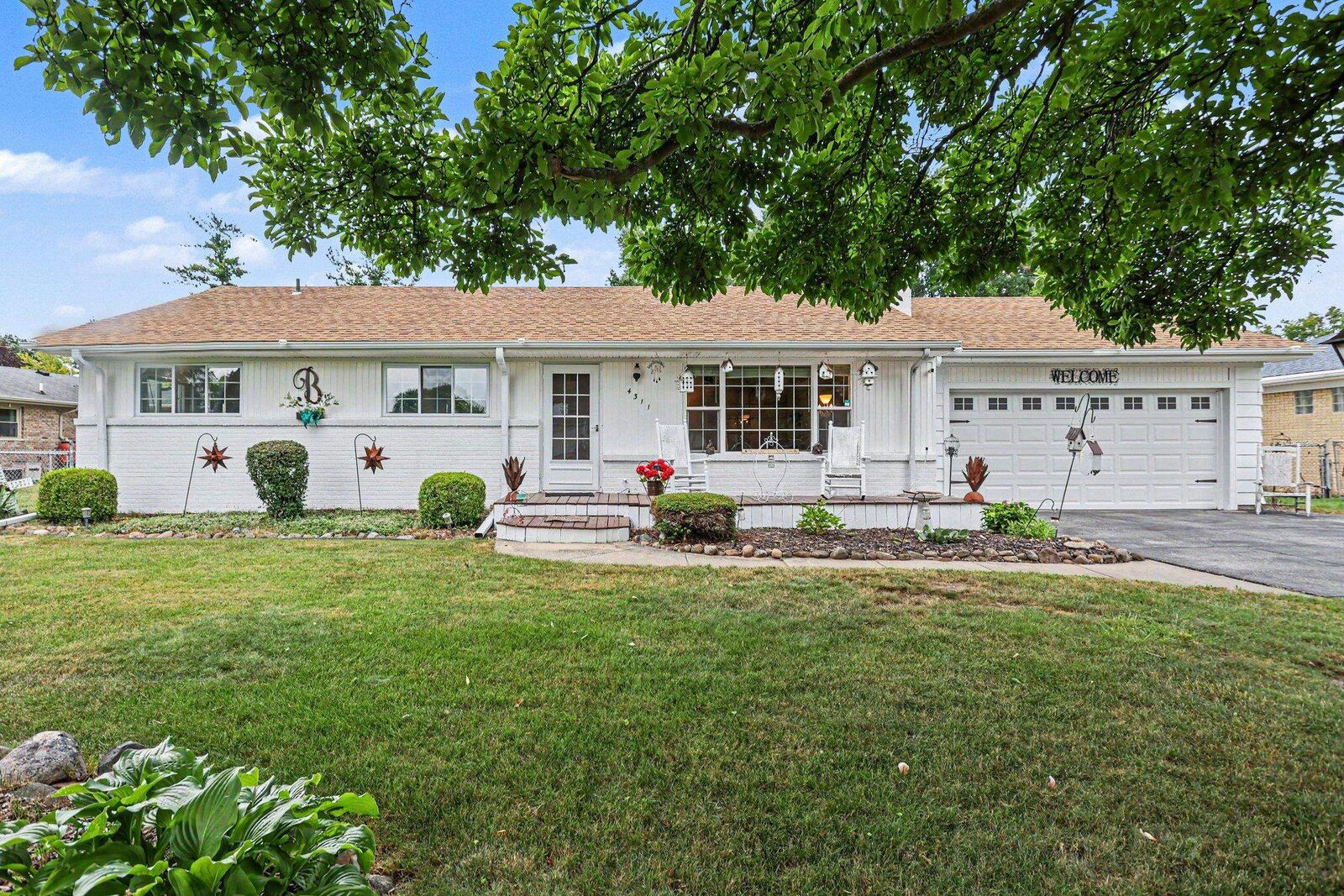 Property Photo: 4311 Markham Street MI 48603