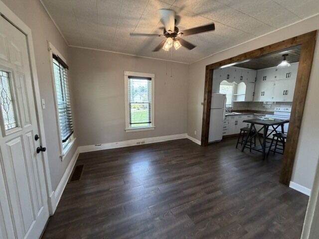 Property Photo: 322 Fitzgerald Street IL 61348