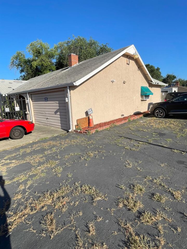 Property Photo:  2800 El Camino Avenue  CA 95821 