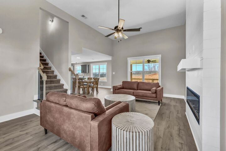 Property Photo: 304 Cardinal Creek TN 37040
