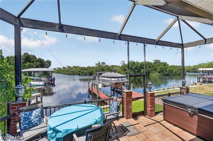 Property Photo: 1298 Thompson Street FL 33903