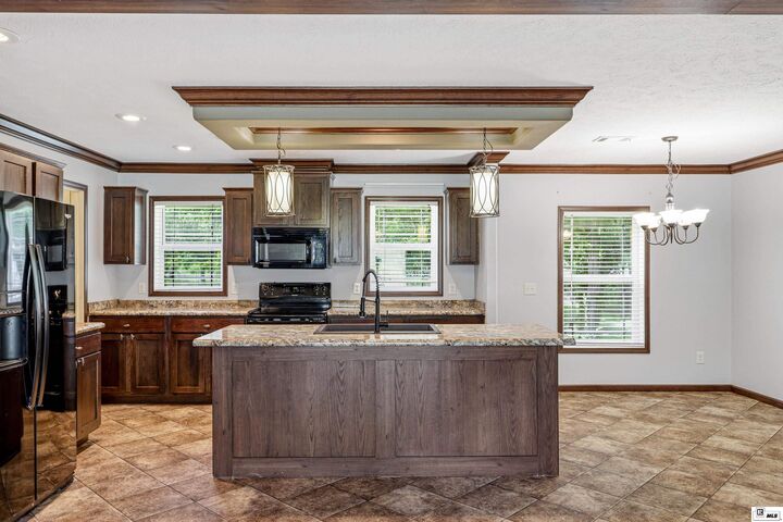 Property Photo:  124 Brook Orchard Boulevard  LA 71203 