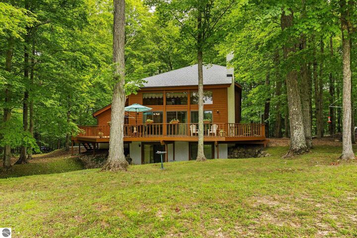 Property Photo:  6842 Rue De Montagne  MI 49659 
