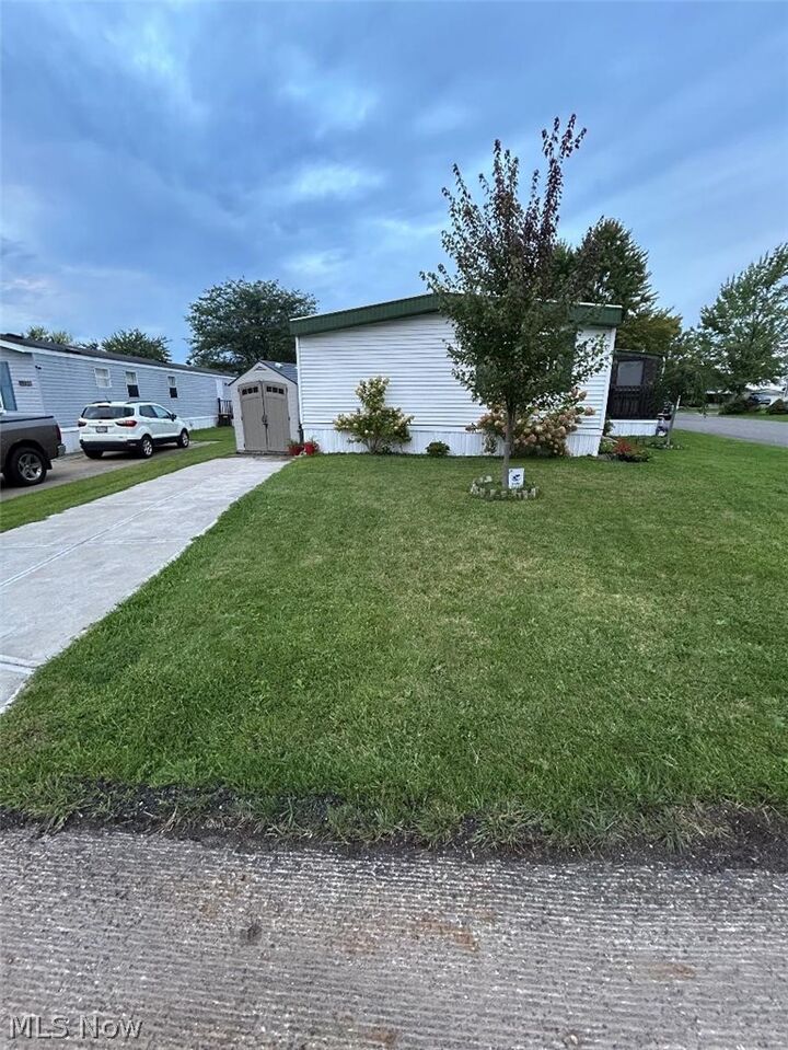 Property Photo:  1472 Lancelot Street  OH 44241 