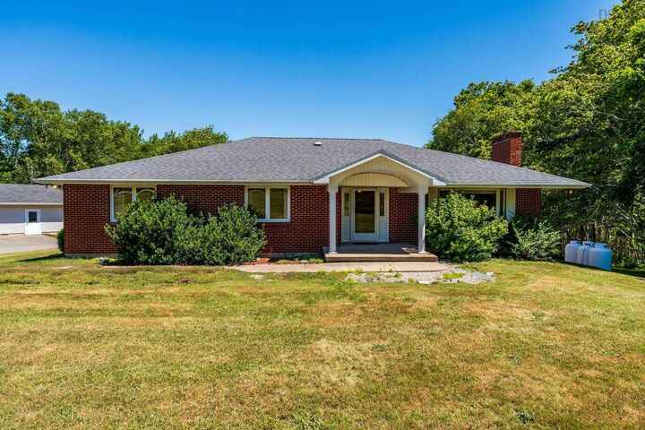 1729 Riverside Road — photo 1