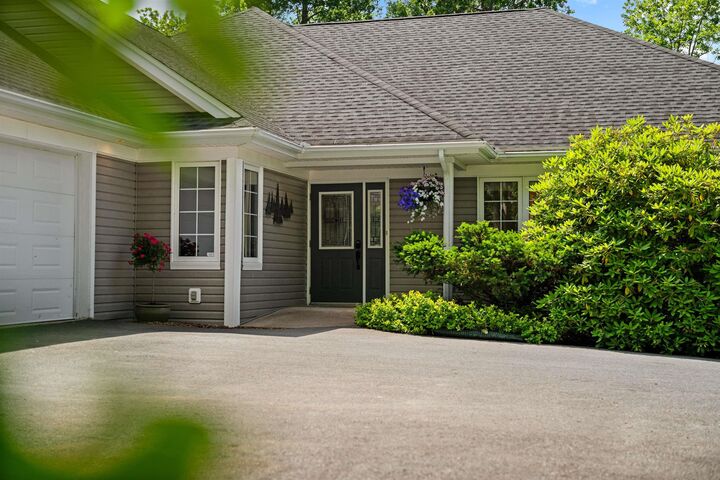 Property Photo:  149 Orchard Avenue  NS B4P 2J2 