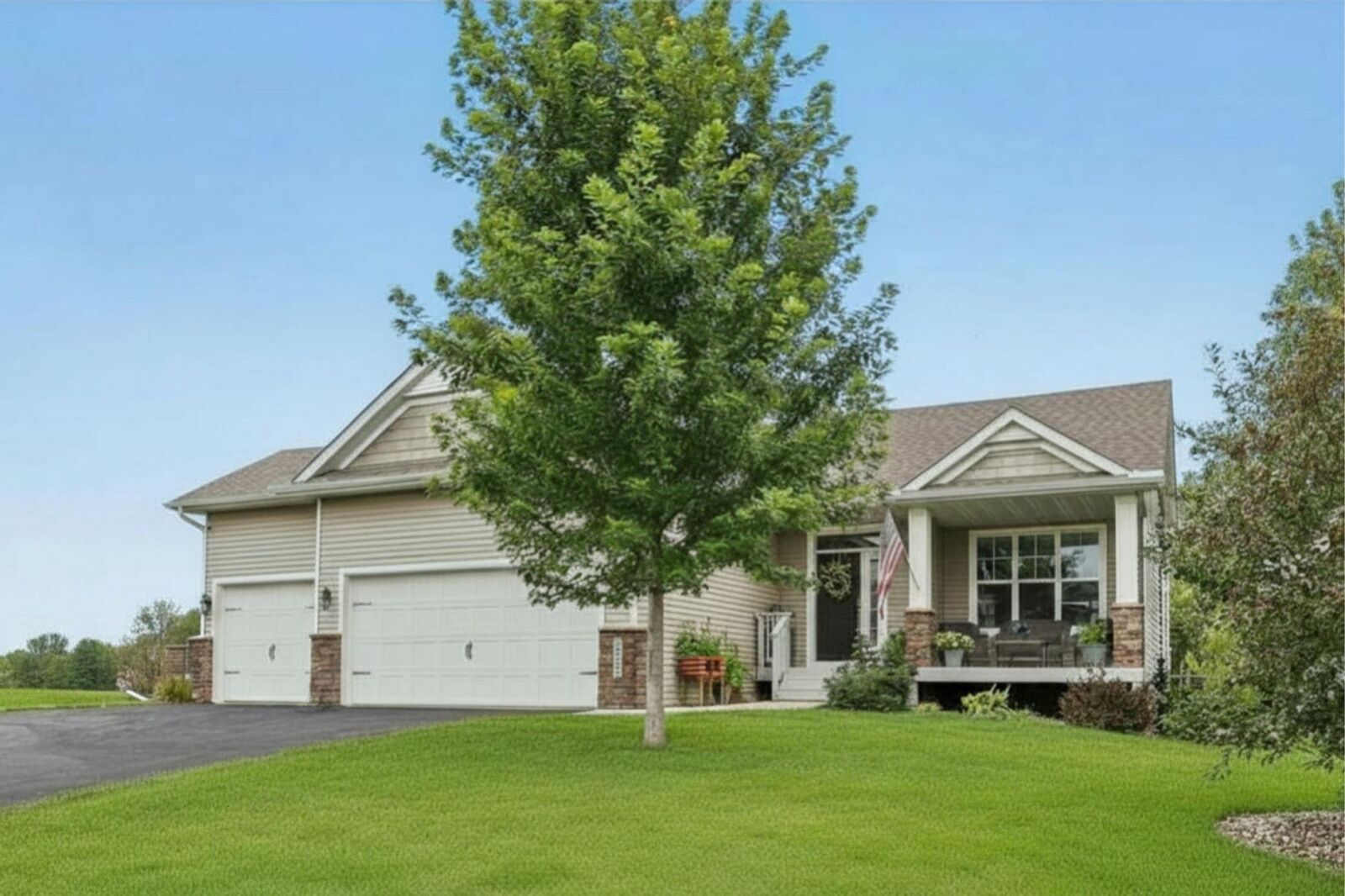 Property Photo: 17301 Eastwood Avenue MN 55044