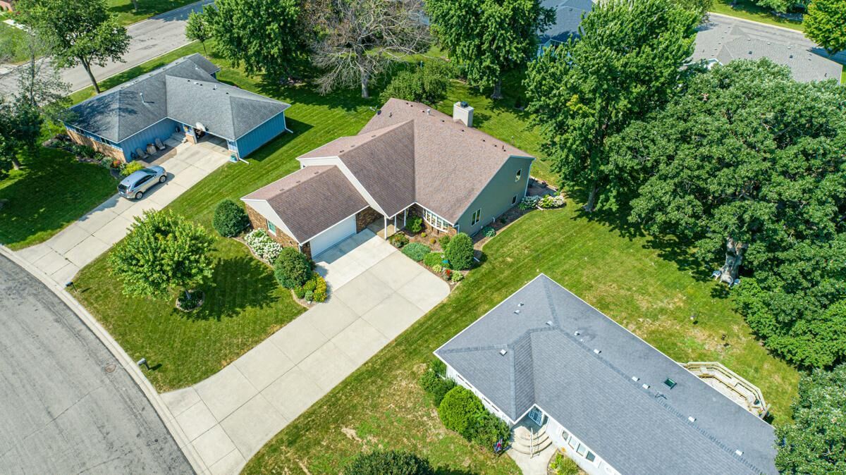 Property Photo:  2170 Diablo Drive SE  MN 55060 