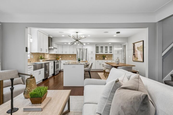 Property Photo:  4160 Utica Avenue S  MN 55416 