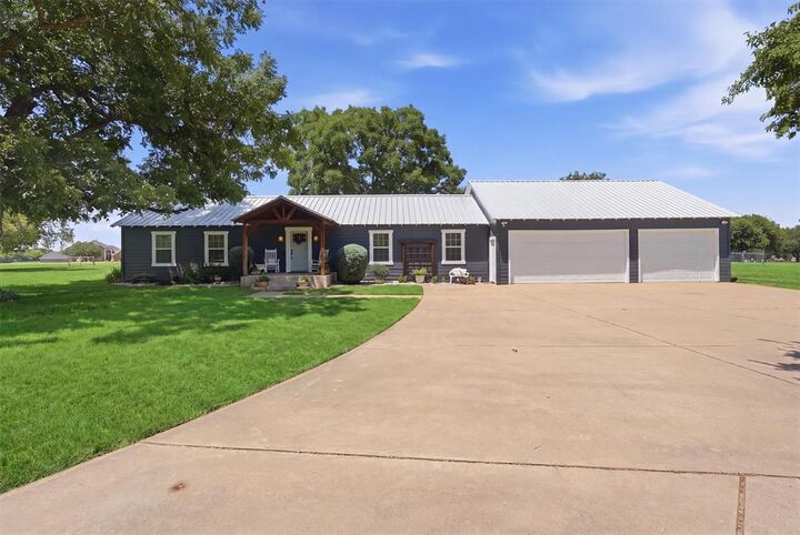 Property Photo:  1313 Porter Court  TX 76048 
