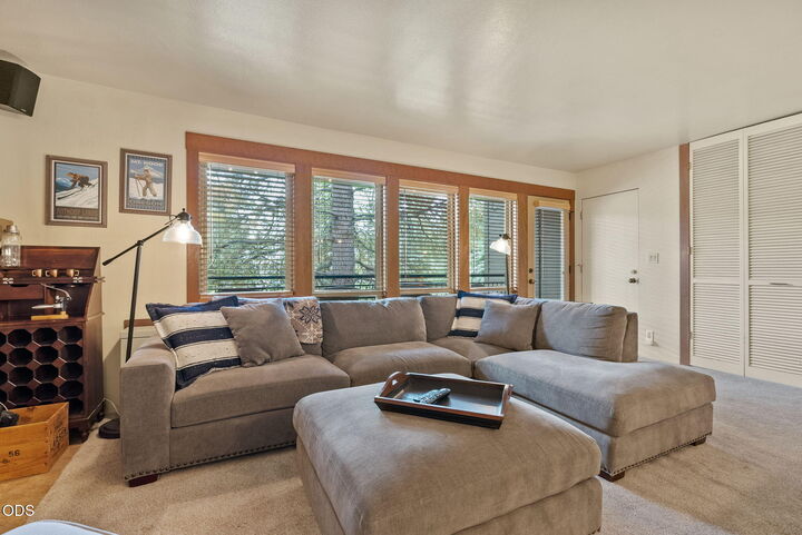 Property Photo:  18575 SW Century Drive 2121  OR 97702 