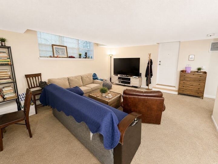 Property Photo:  7 Lake Shore Ct 2B  MA 02135 
