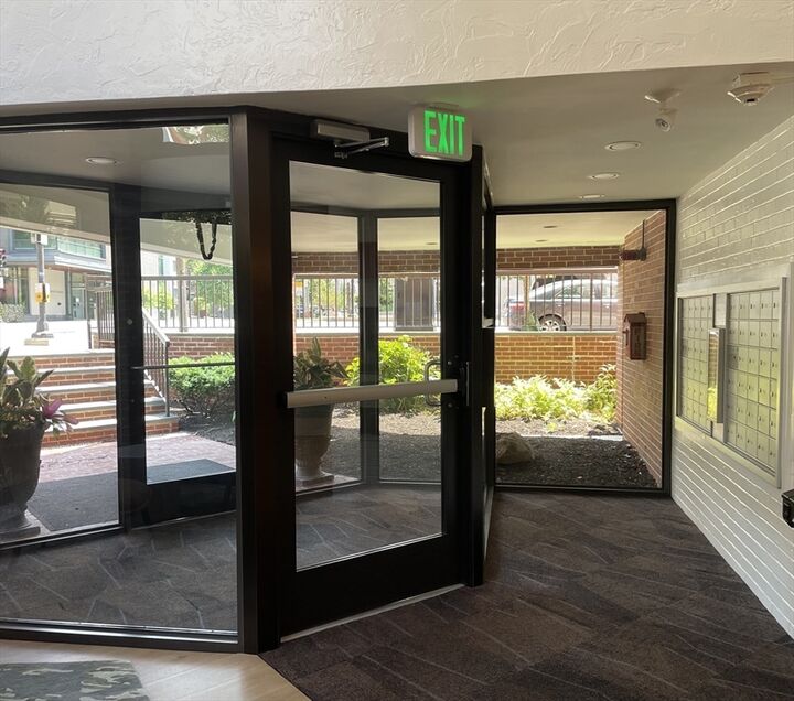 Property Photo:  1600 Massachusetts Ave 402  MA 02138 
