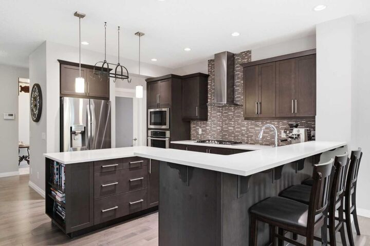 Property Photo:  81 Riviera View  AB T4C 0Y7 