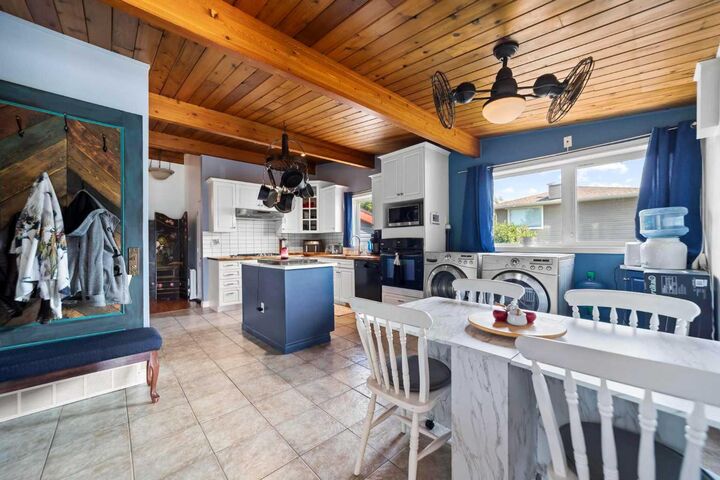 Property Photo: 318 Main Street AB T0B 1M0