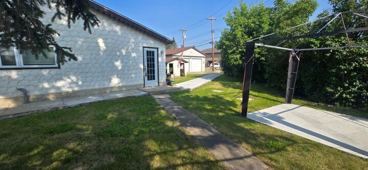 Property Photo: 4902 52 Street AB T4L 1J8