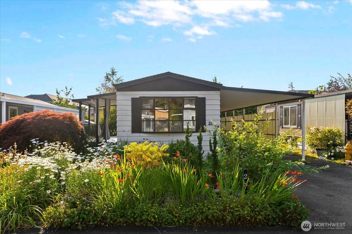 Property Photo: 3832 164th Street SW 28 WA 98087