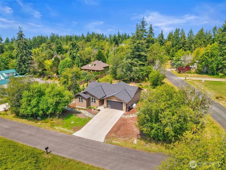 Property Photo: 325 Myrtle Street WA 98368