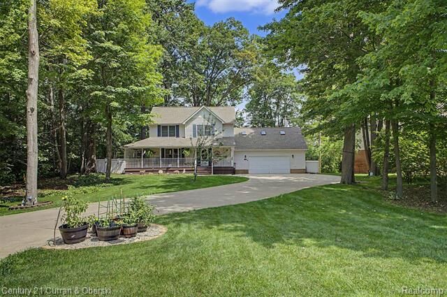 Property Photo:  25900 Belledale Street  MI 48180 