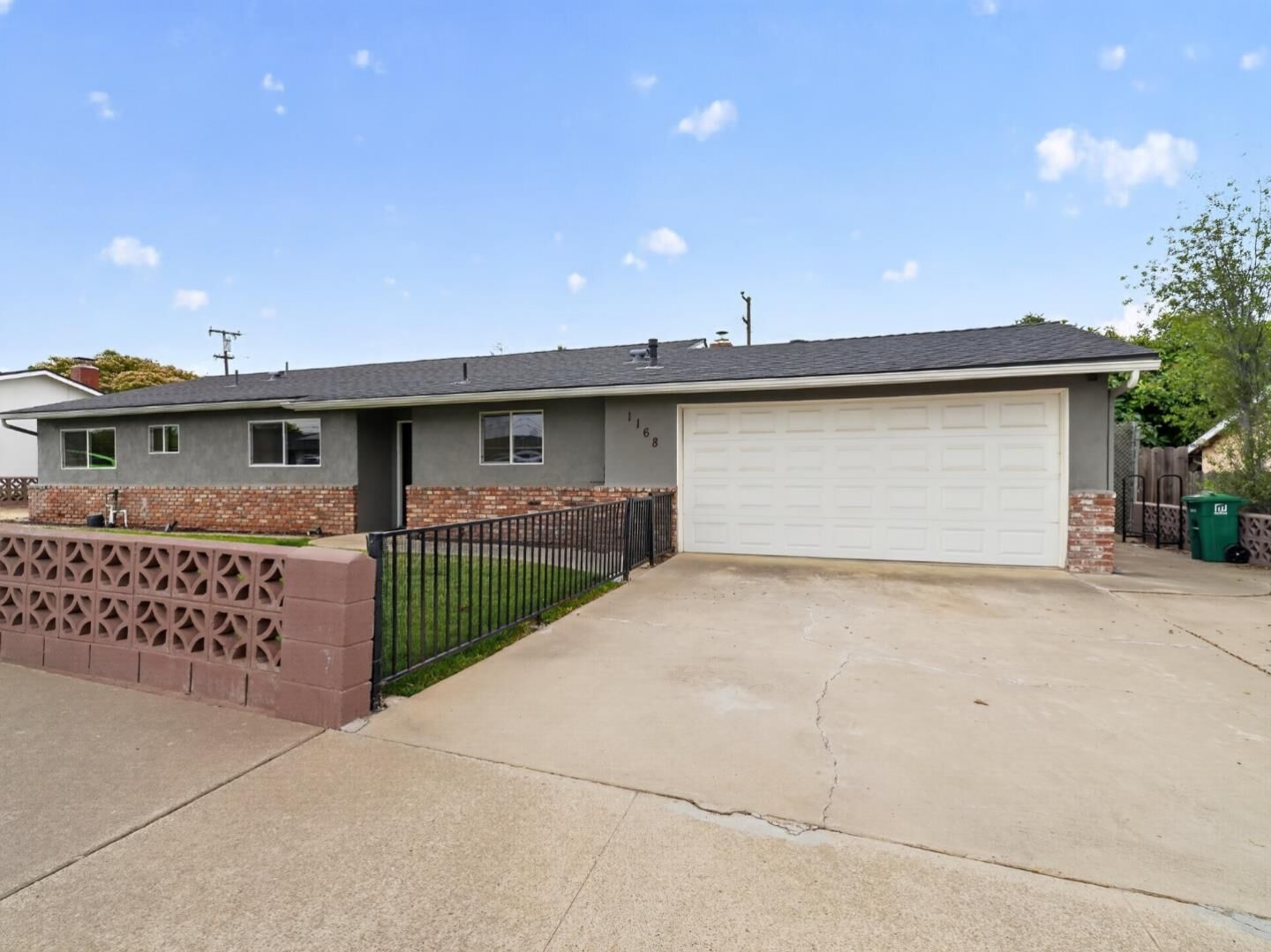 Property Photo: 1168 East Rice Ranch Road CA 93455