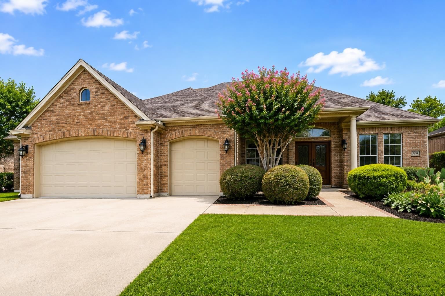 Property Photo: 6320 Ellington TX 77706
