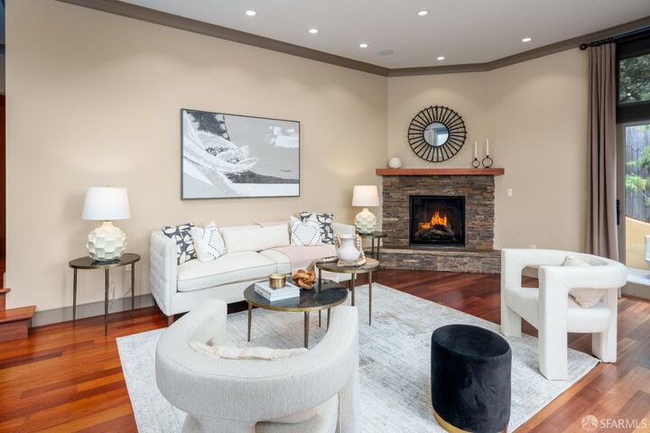 Property Photo:  130 Lynton Avenue  CA 94070 