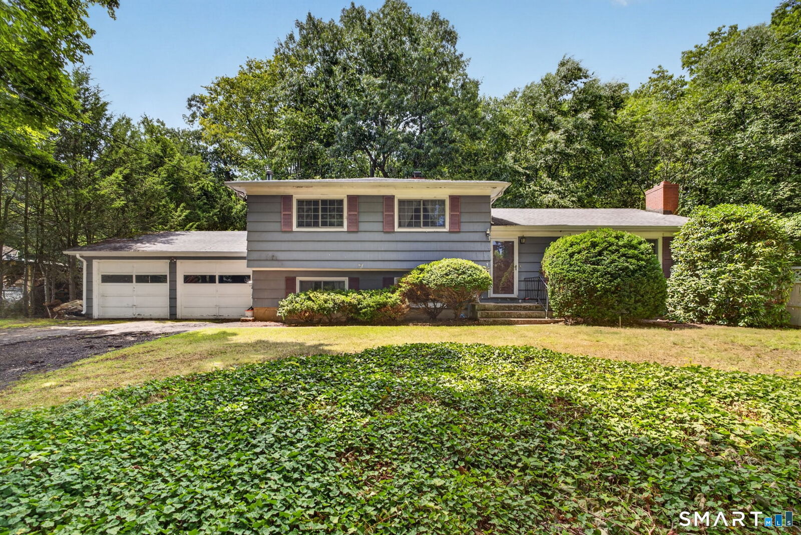 Property Photo:  1526 Hartford Turnpike  CT 06473 