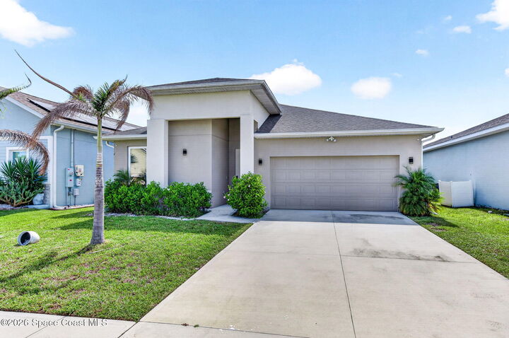 Property Photo:  1068 Corbin Circle SW  FL 32908 
