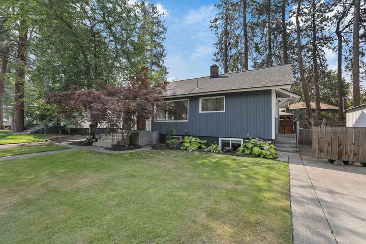 Property Photo: 3117 W Glass Ave WA 99205