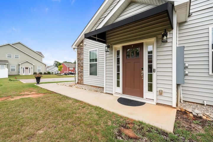 Property Photo: 203 Mayfair Station Way SC 29650