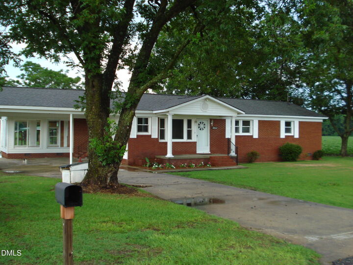 Property Photo:  3900 N Spring Branch Road  NC 28334 