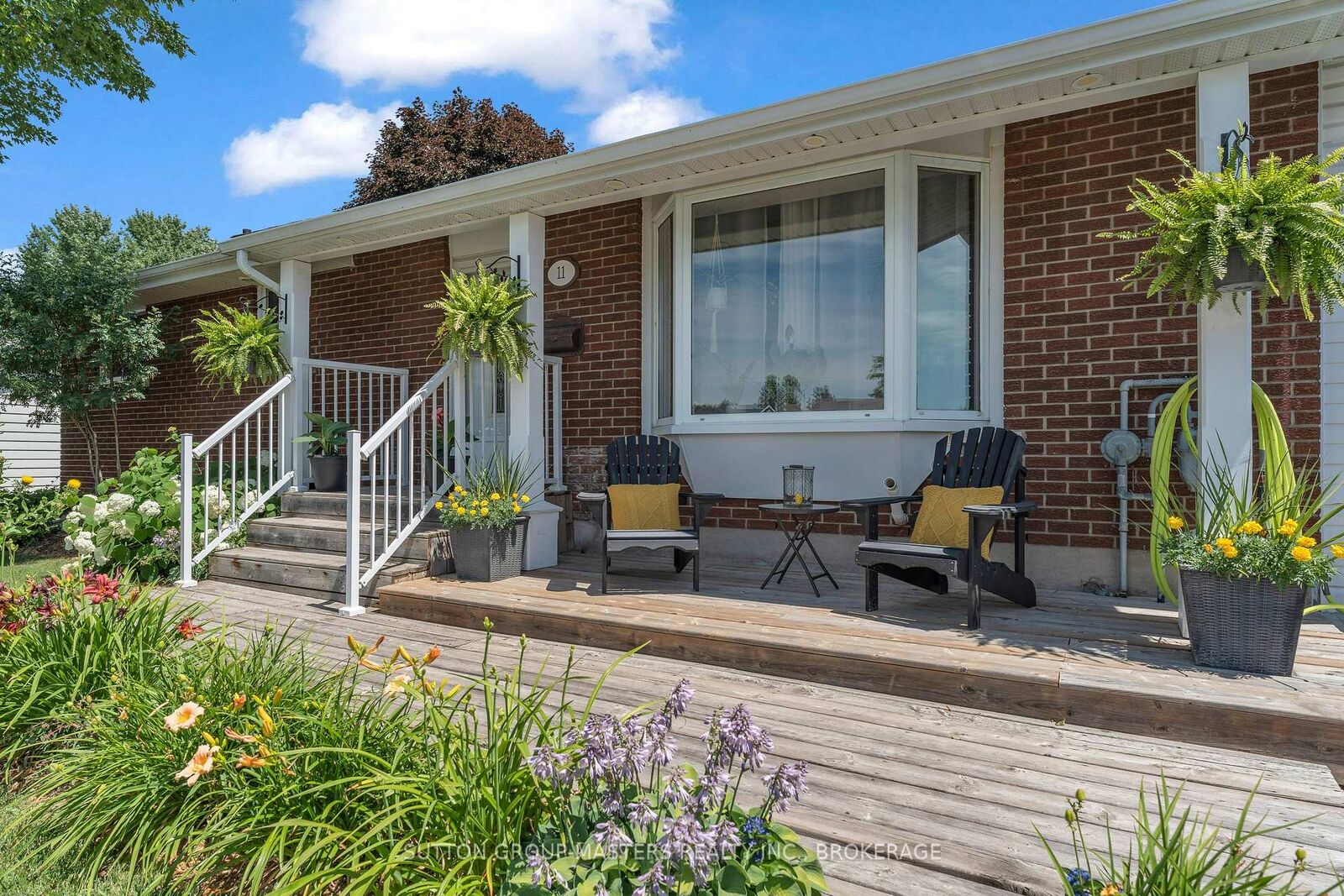 Property Photo: 11 Chesterfield Drive ON K7N 1M3