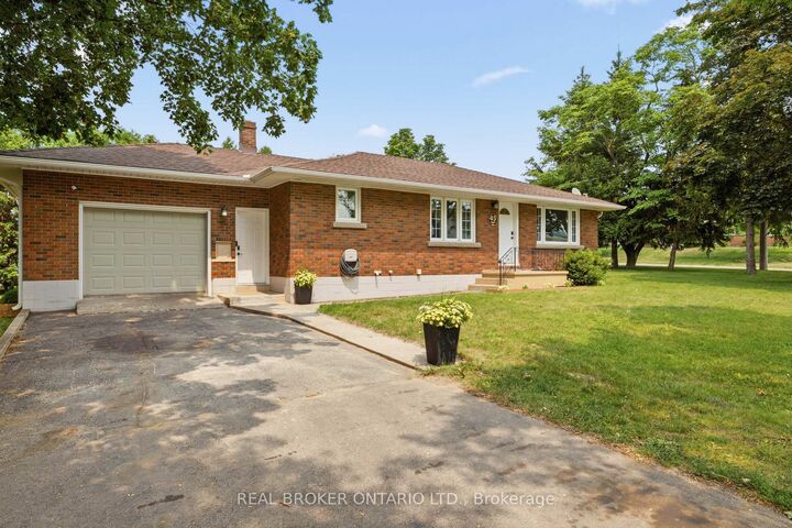 Photo de la propriété:  45 Argyle Avenue  ON N4B 1J4 