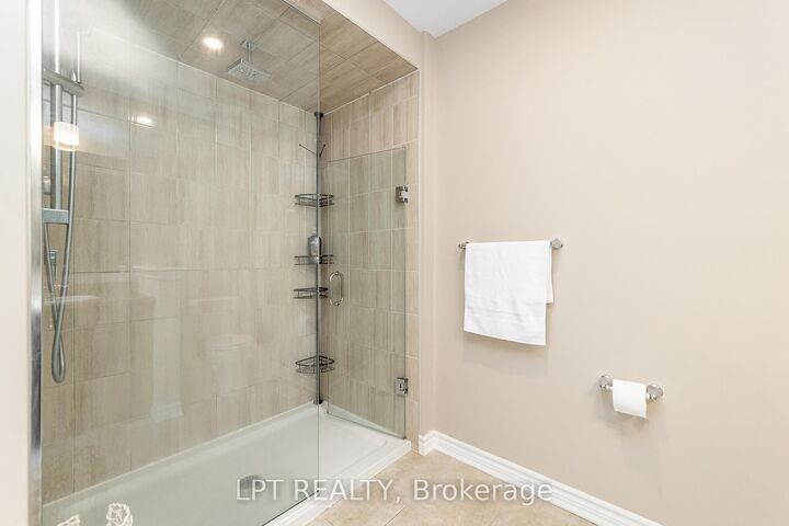 Property Photo: 908 Pedigree Street ON K2S 0Y5