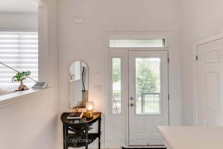 Property Photo:  15 Mountainside Crescent  ON L1R 0P5 