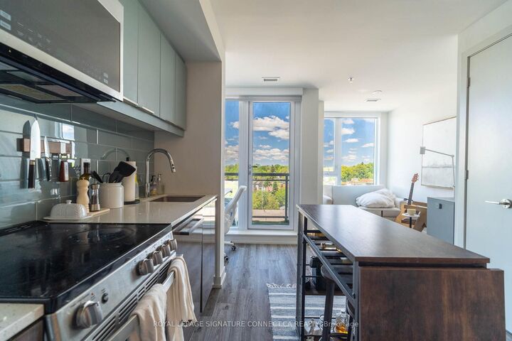 Property Photo: 90 Glen Everest Road 706 ON M1N 0C3